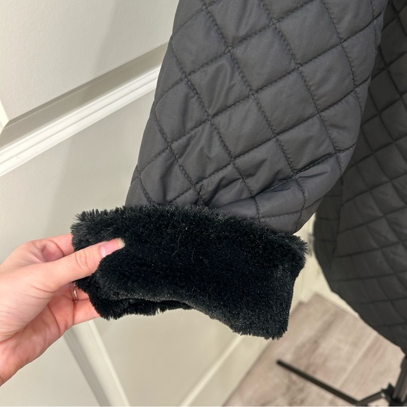 Dennis basso quilted long coat jacket with faux fur details and hood - Picture 5 of 8